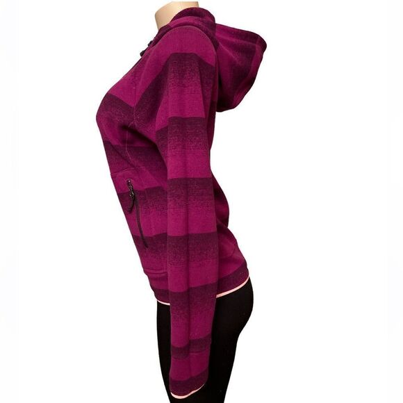 The North Face hooded Sweater - Picture 3 of 8